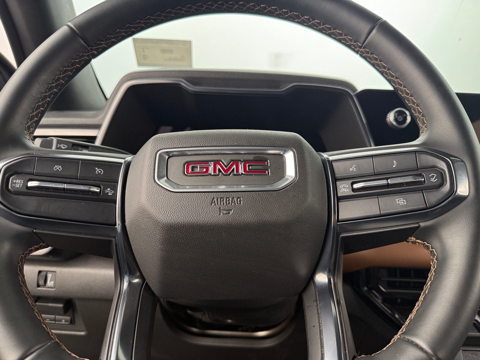 Thumbnail: 2024 GMC Canyon - 5