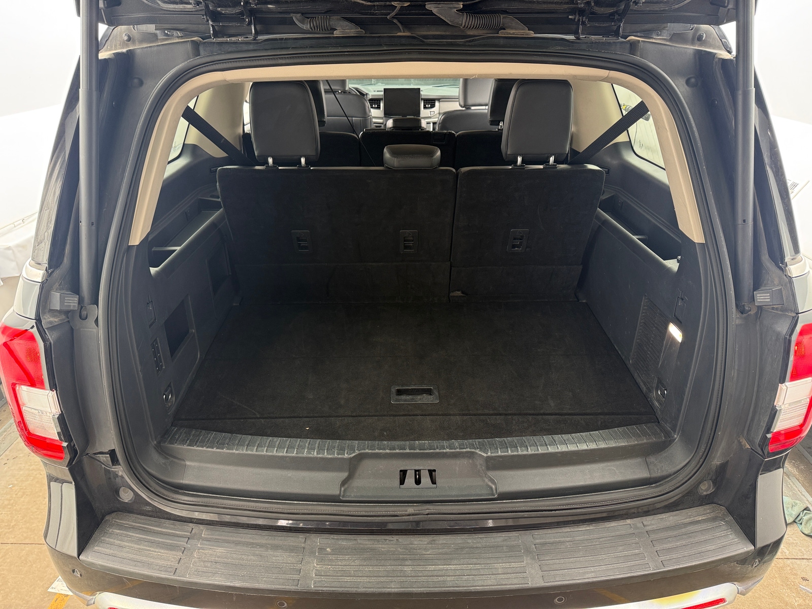 Thumbnail: 2024 Ford Expedition MAX - 6