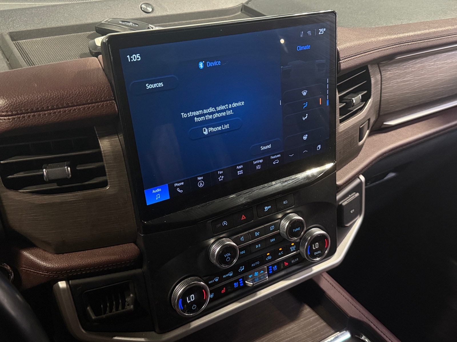 Thumbnail: 2024 Ford Expedition MAX - 3