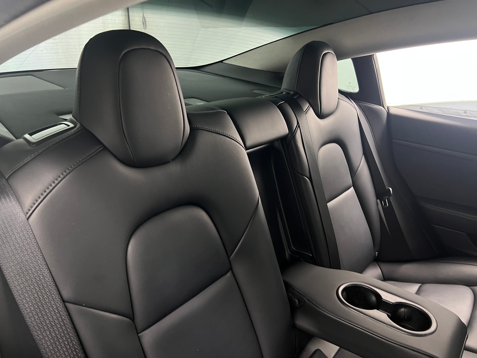 Thumbnail: 2022 Tesla Model 3 - 5