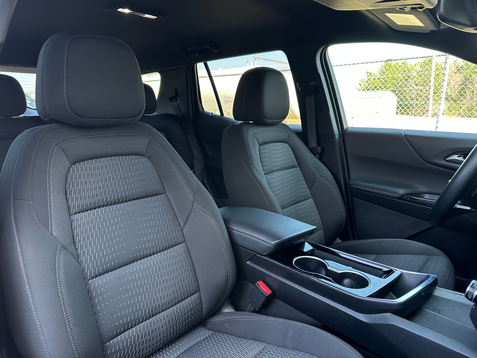 Thumbnail: 2025 Chevrolet Equinox - 2