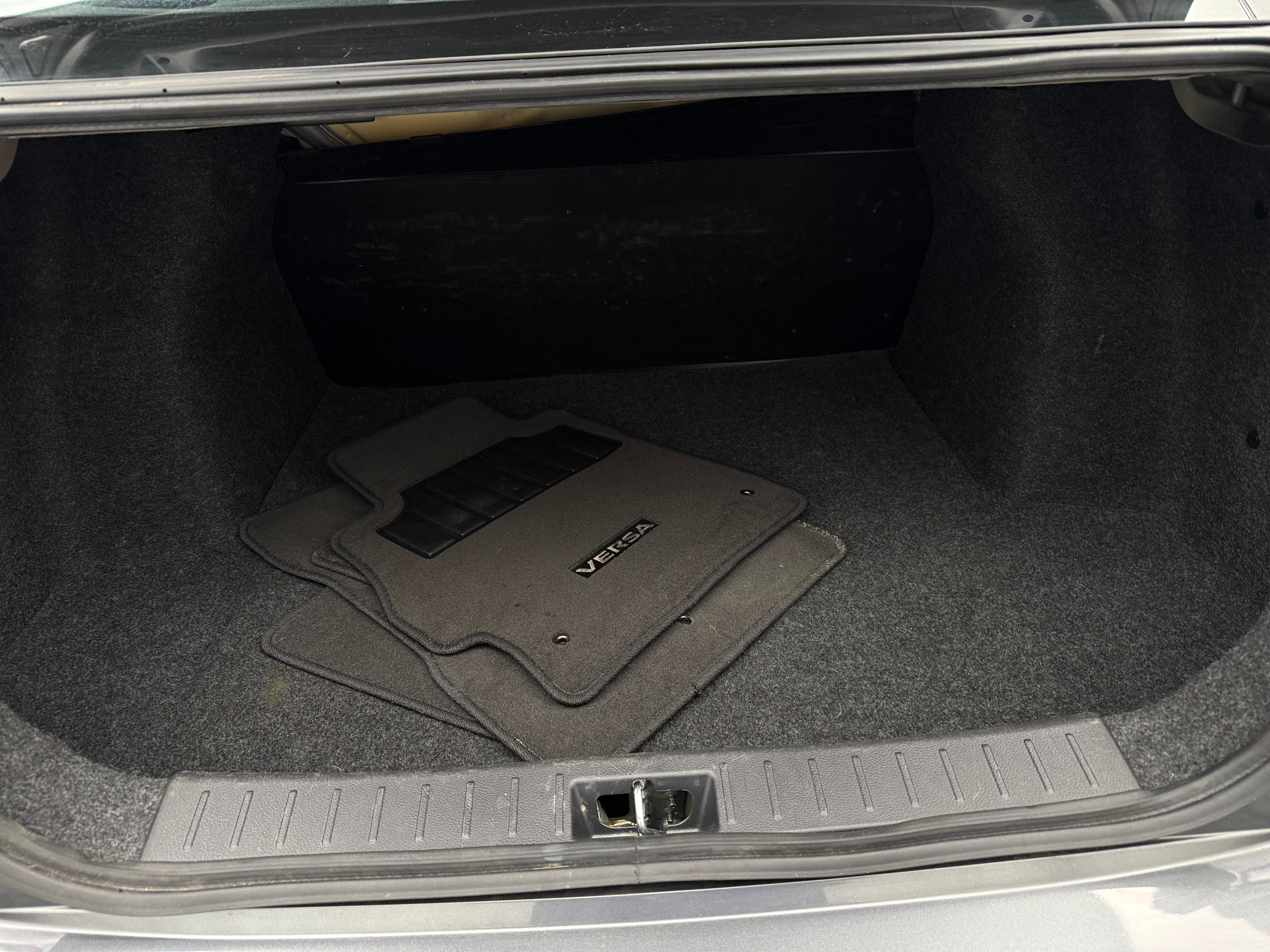 2024 Nissan Versa Sedan