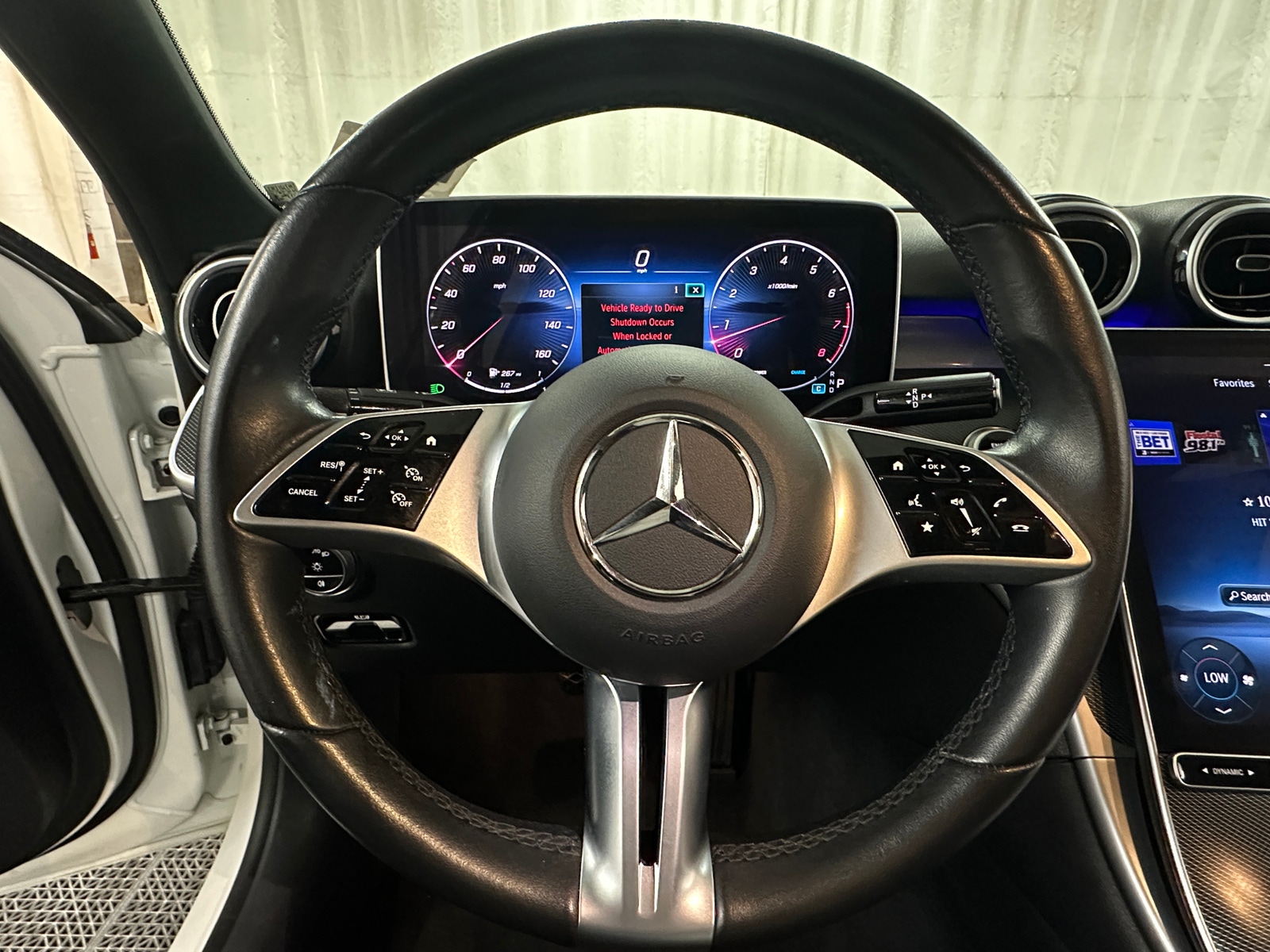 Thumbnail: 2024 Mercedes-Benz C-Class - 4