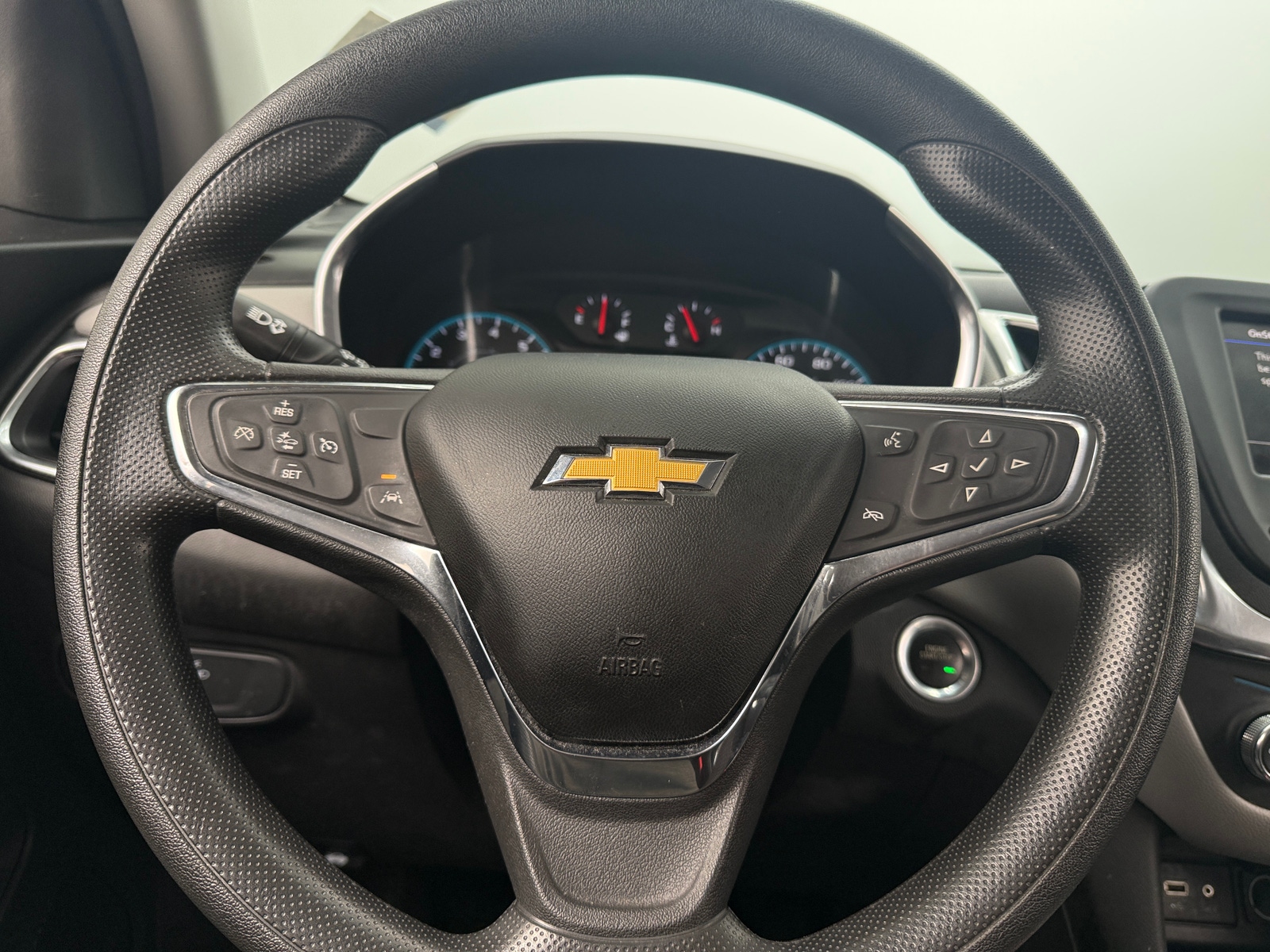 Thumbnail: 2021 Chevrolet Equinox - 5
