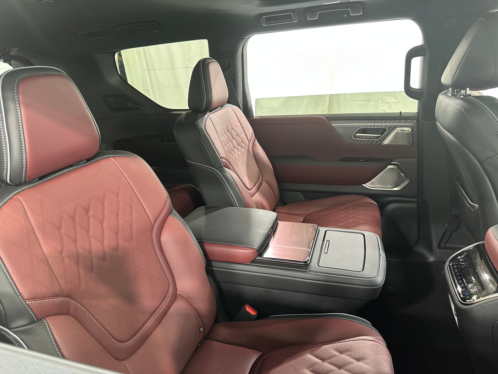 Thumbnail: 2025 INFINITI QX80 - 5