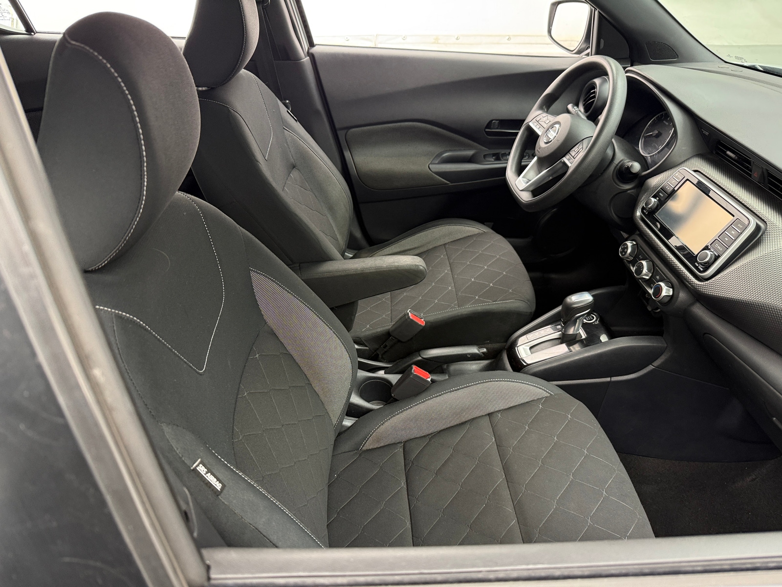 Thumbnail: 2020 Nissan Kicks - 2