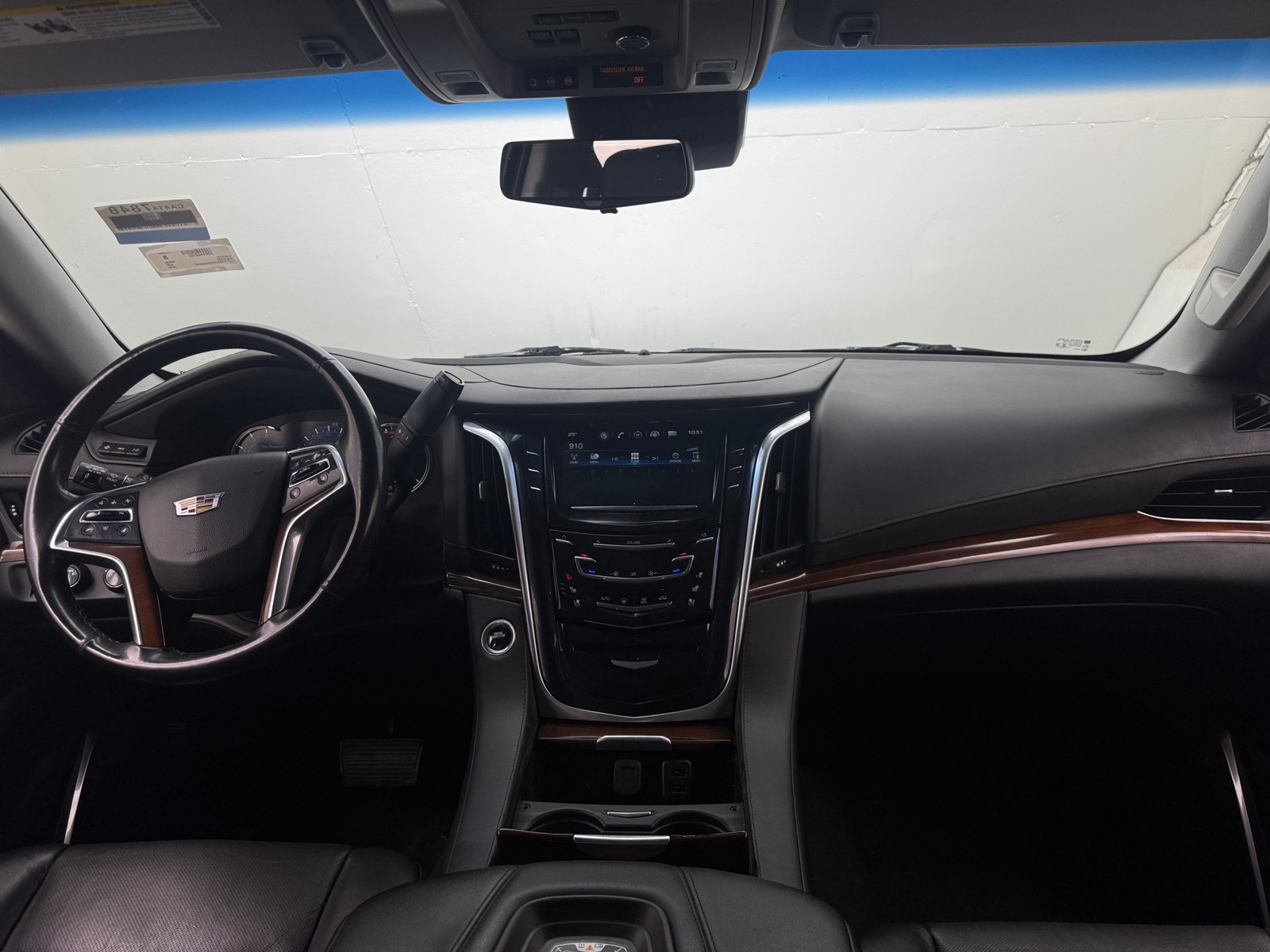 Thumbnail: 2019 Cadillac Escalade - 2