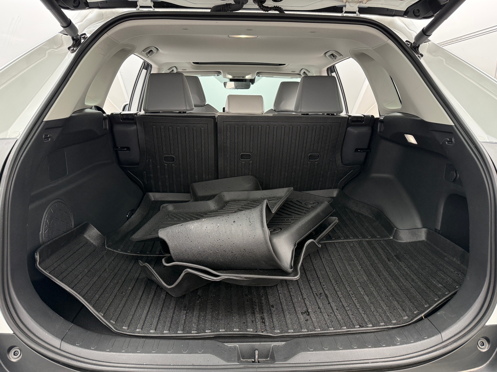 Thumbnail: 2024 Toyota RAV4 - 6