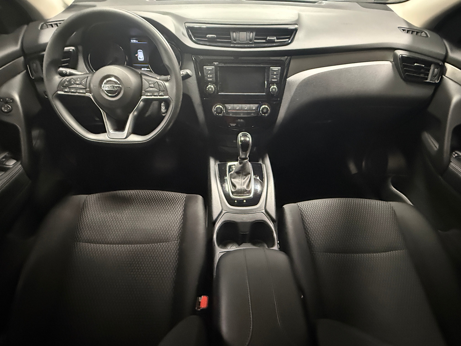 Thumbnail: 2019 Nissan Rogue Sport - 3