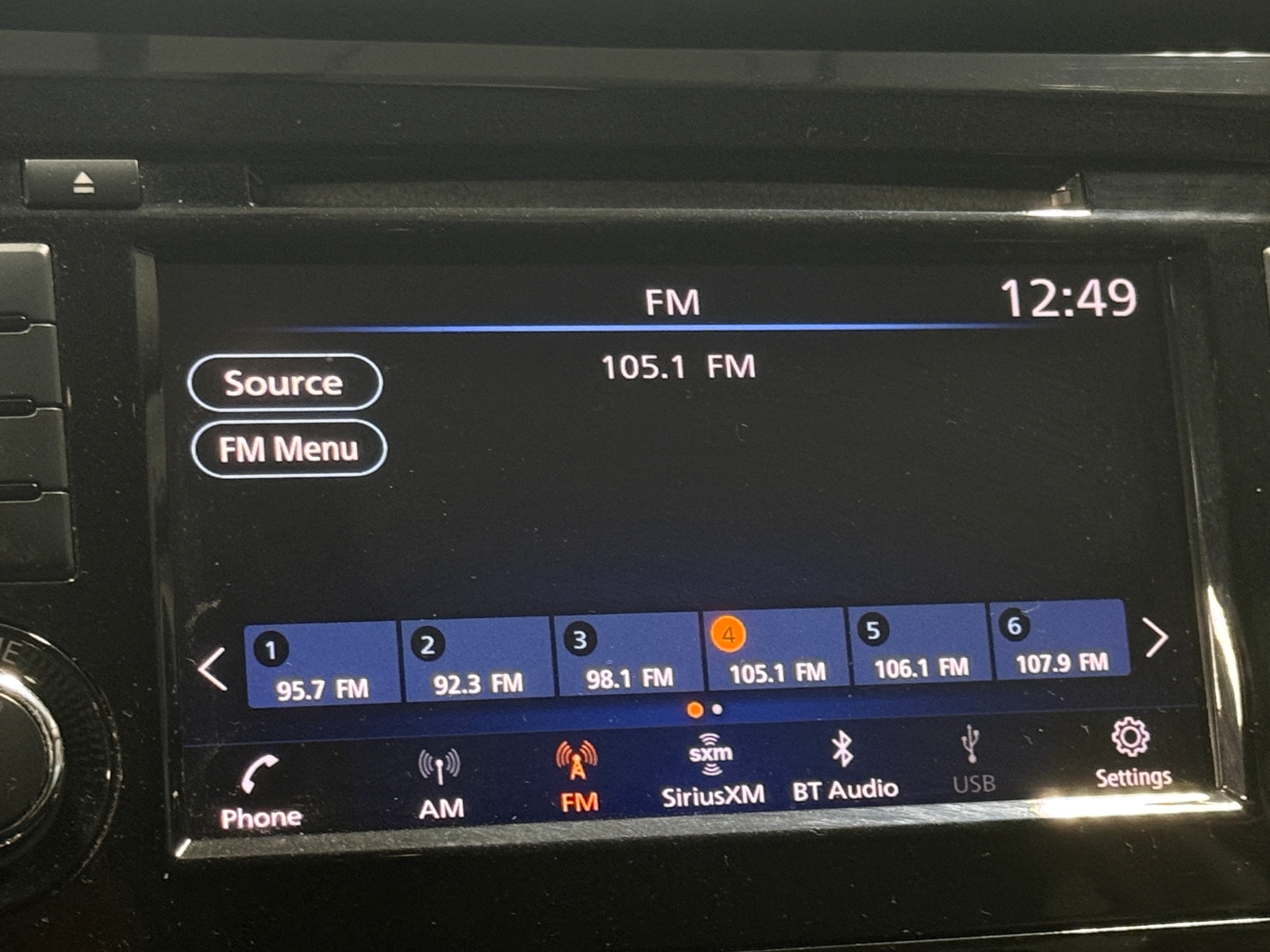 Thumbnail: 2019 Nissan Rogue Sport - 4