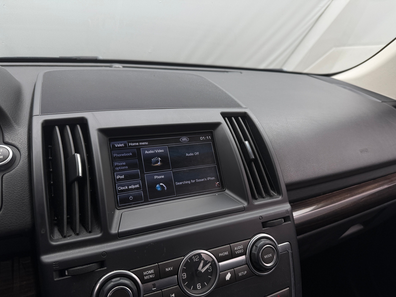 Thumbnail: 2013 Land Rover LR2 - 3