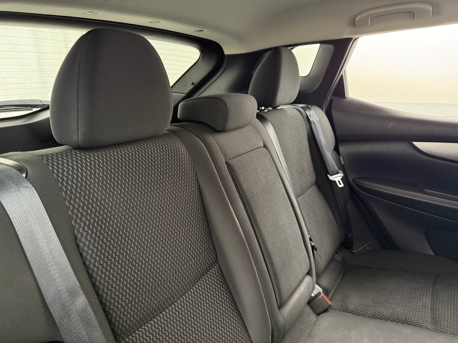 Thumbnail: 2022 Nissan Rogue Sport - 6