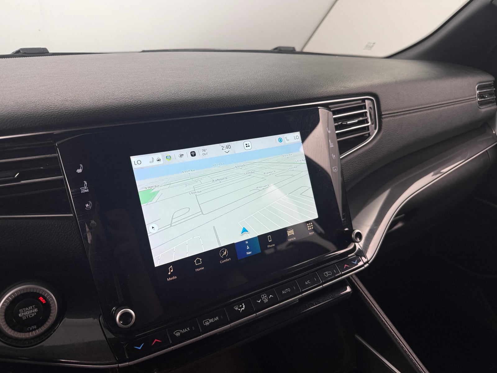 Thumbnail: 2022 Jeep Wagoneer - 3