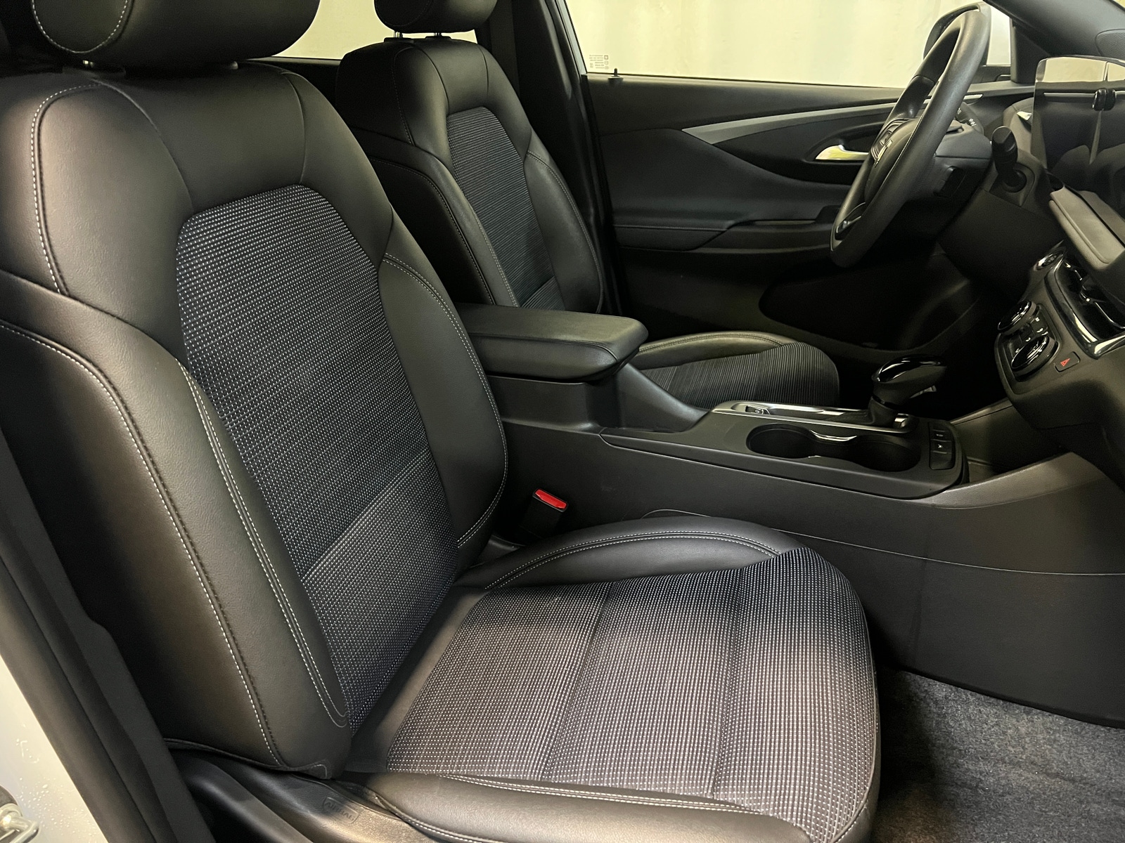 Thumbnail: 2025 Buick Envista - 2