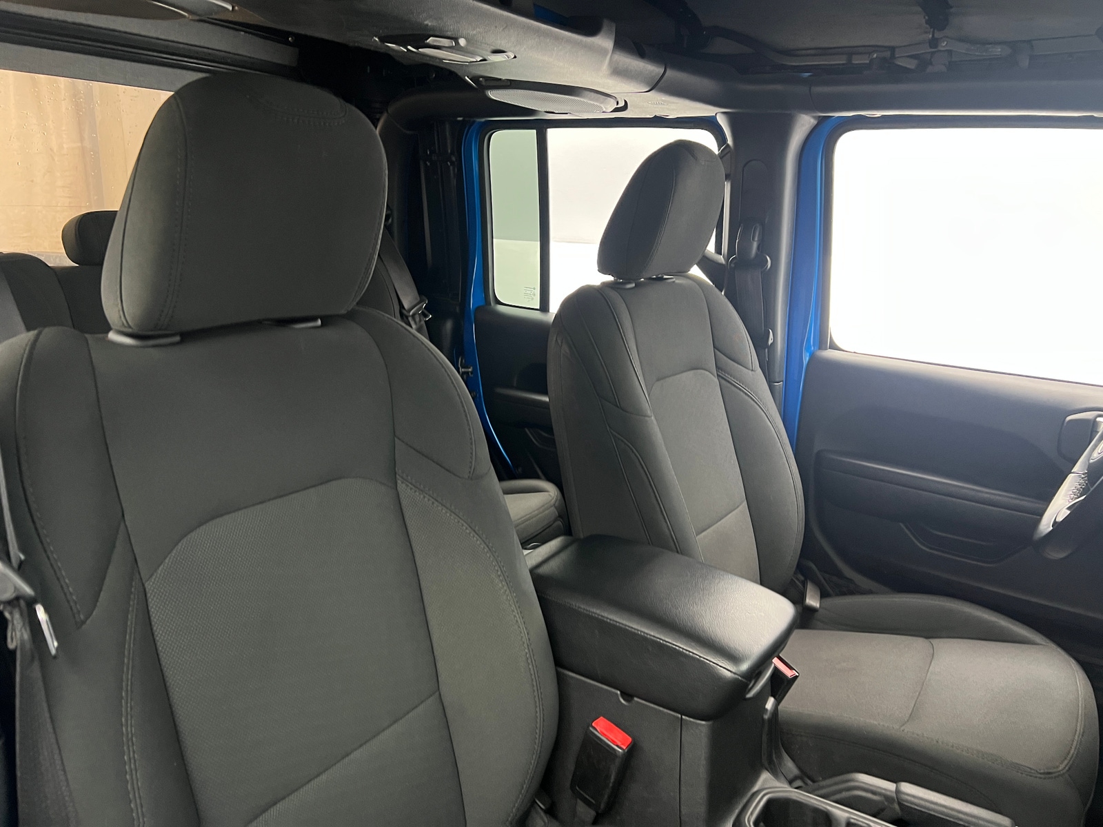 Thumbnail: 2022 Jeep Gladiator - 2