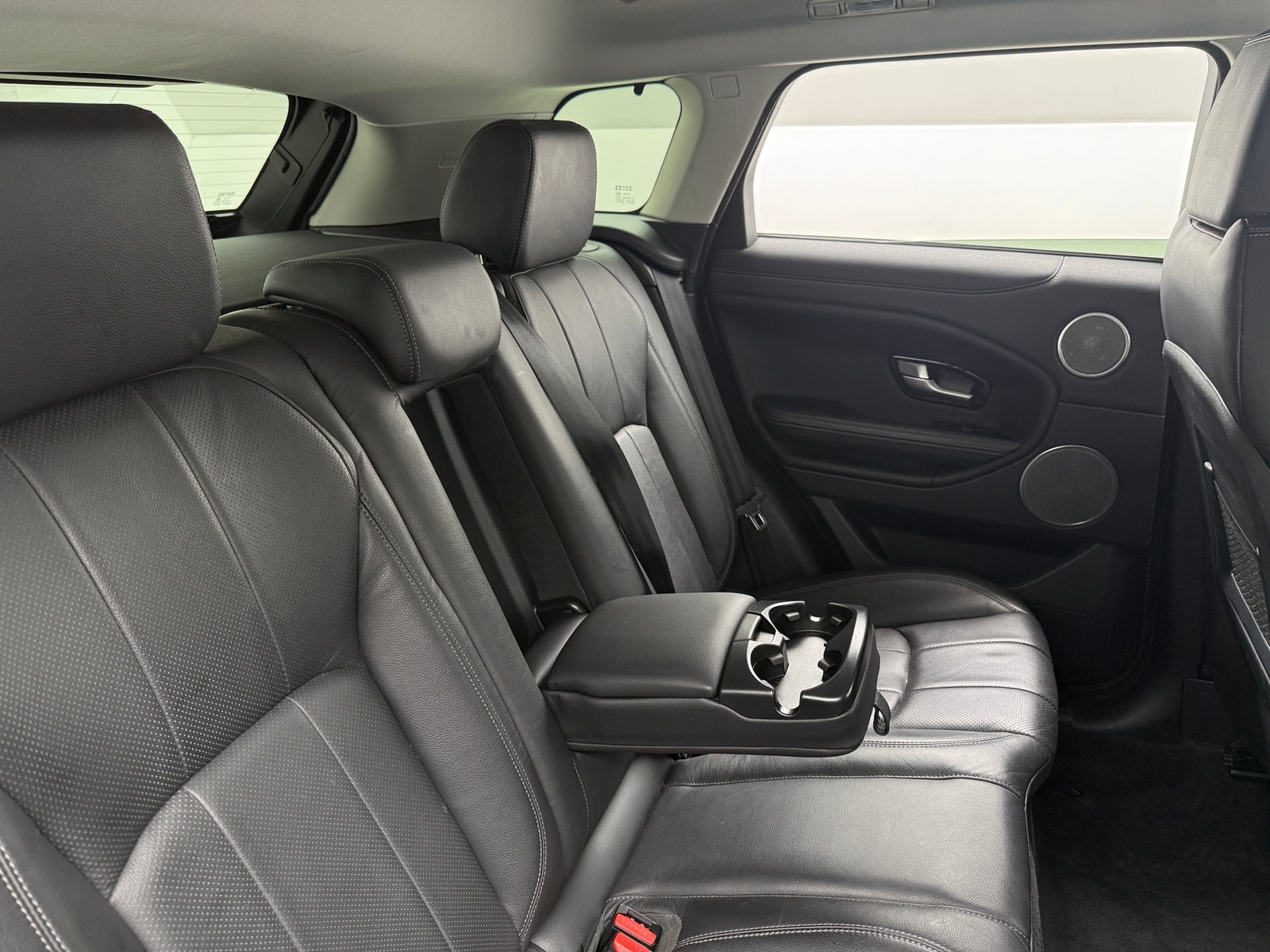 Thumbnail: 2019 Land Rover Range Rover Evoque - 5