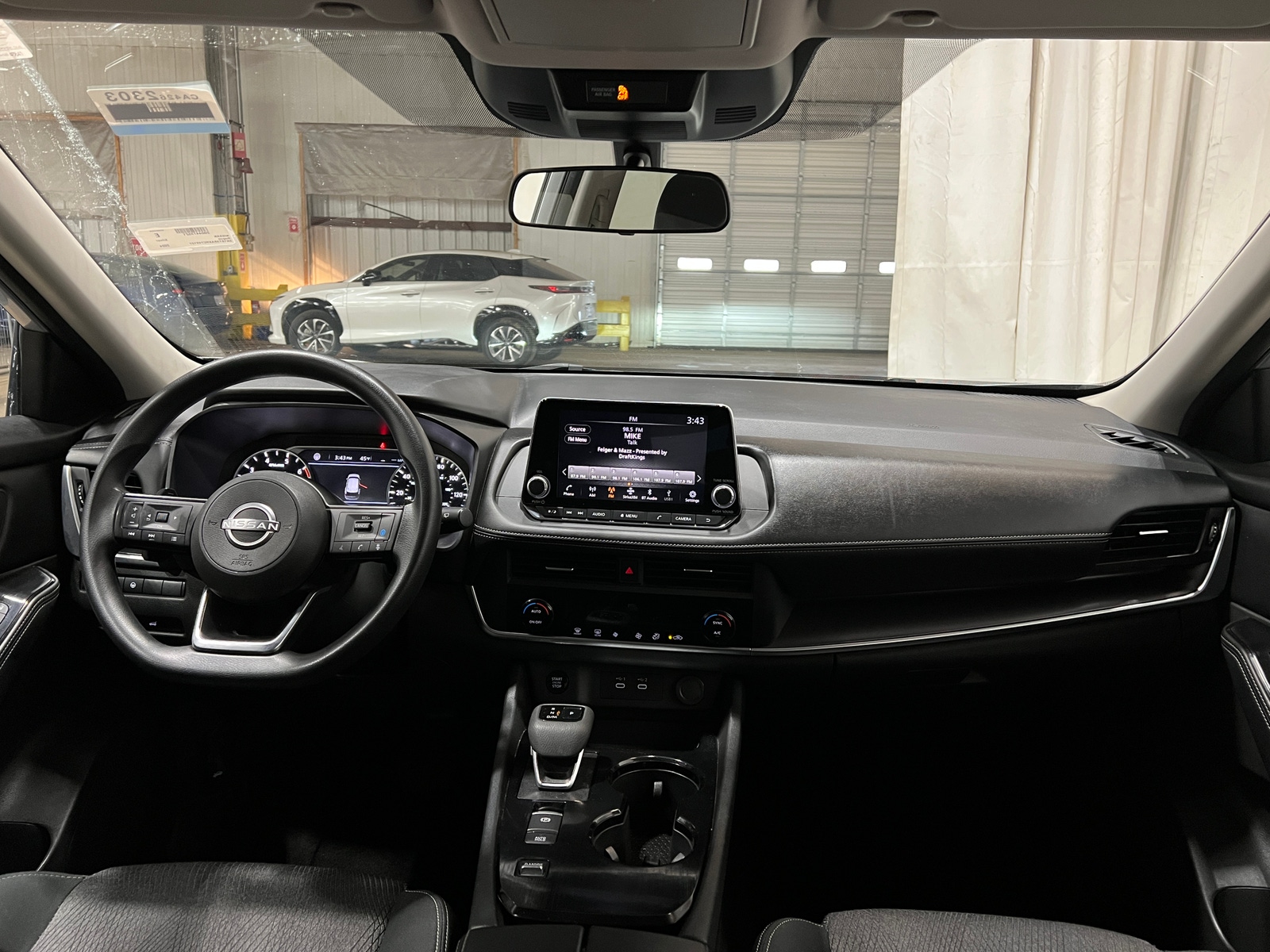 Thumbnail: 2024 Nissan Rogue - 3