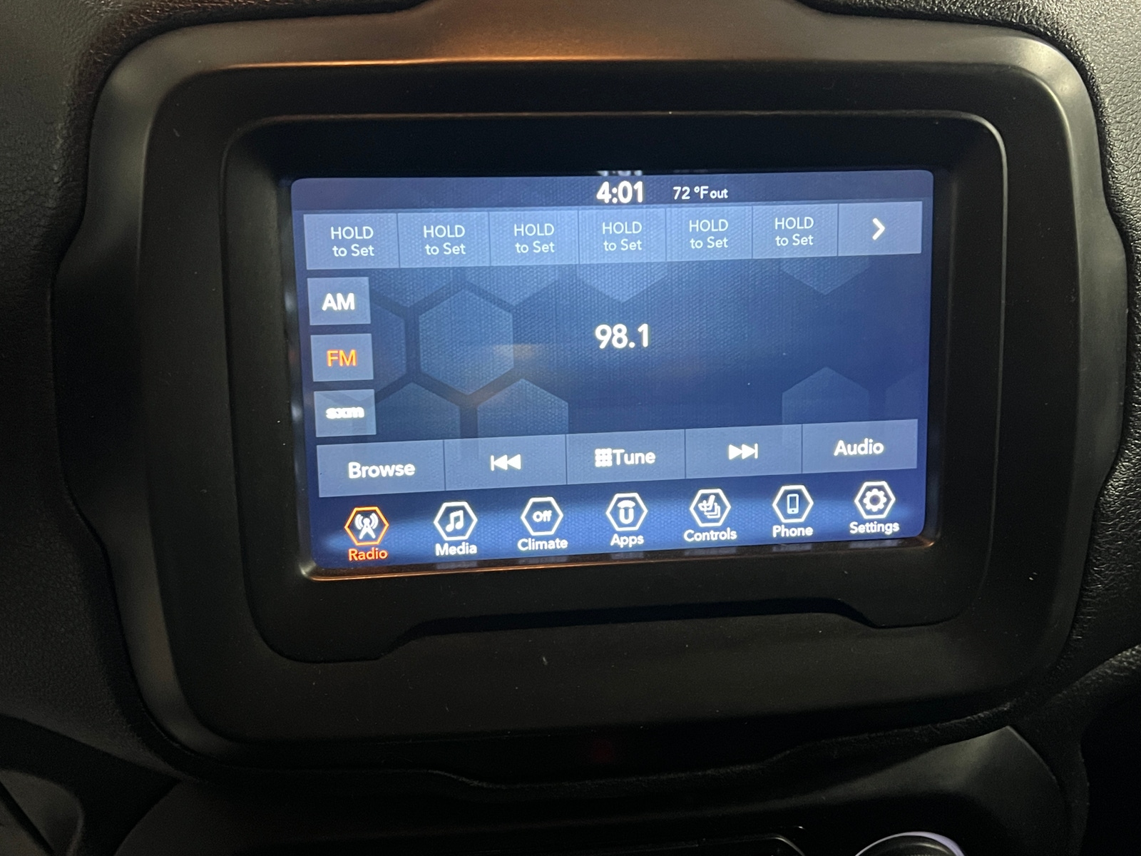 Thumbnail: 2019 Jeep Renegade - 4