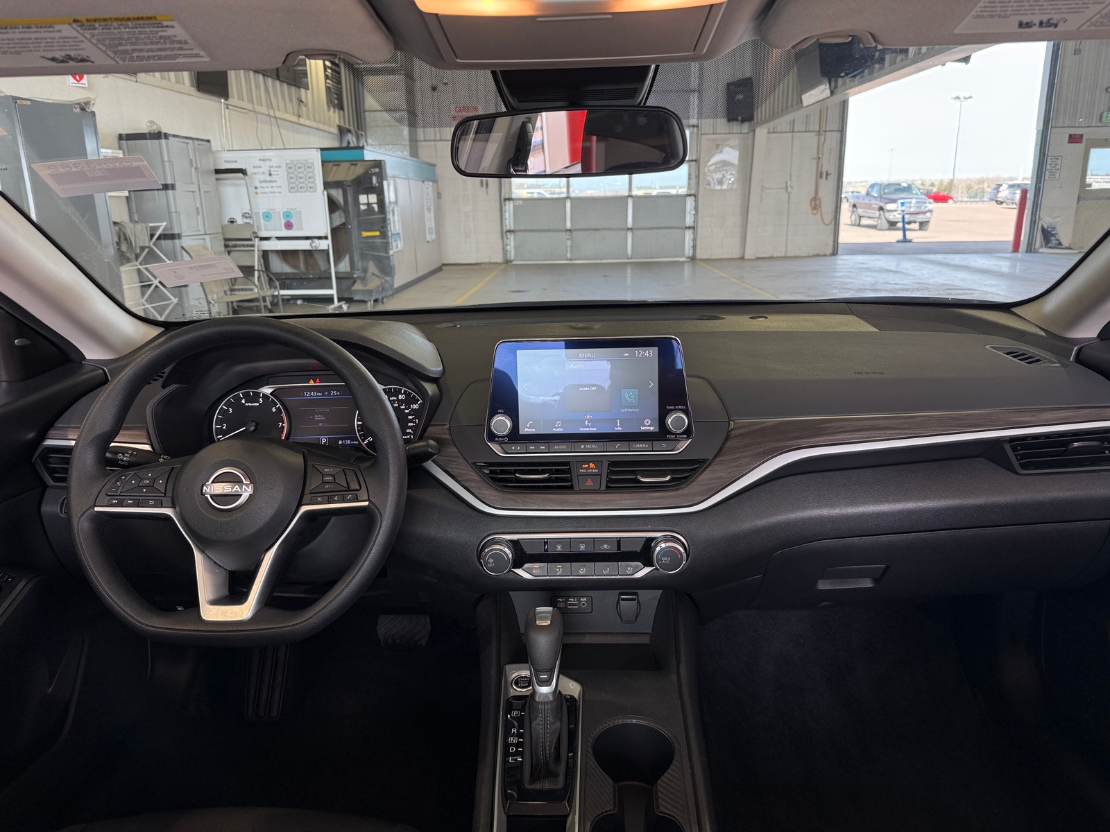 Thumbnail: 2025 Nissan Altima - 3