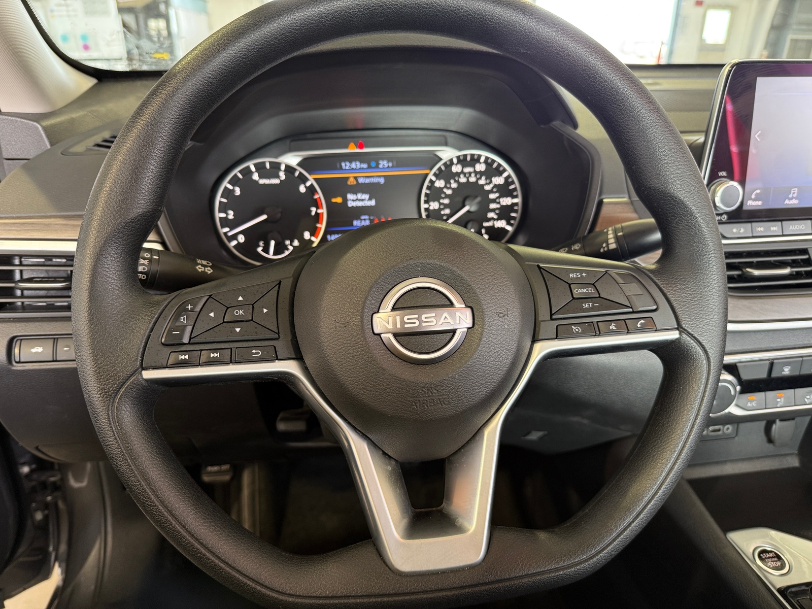 Thumbnail: 2025 Nissan Altima - 5