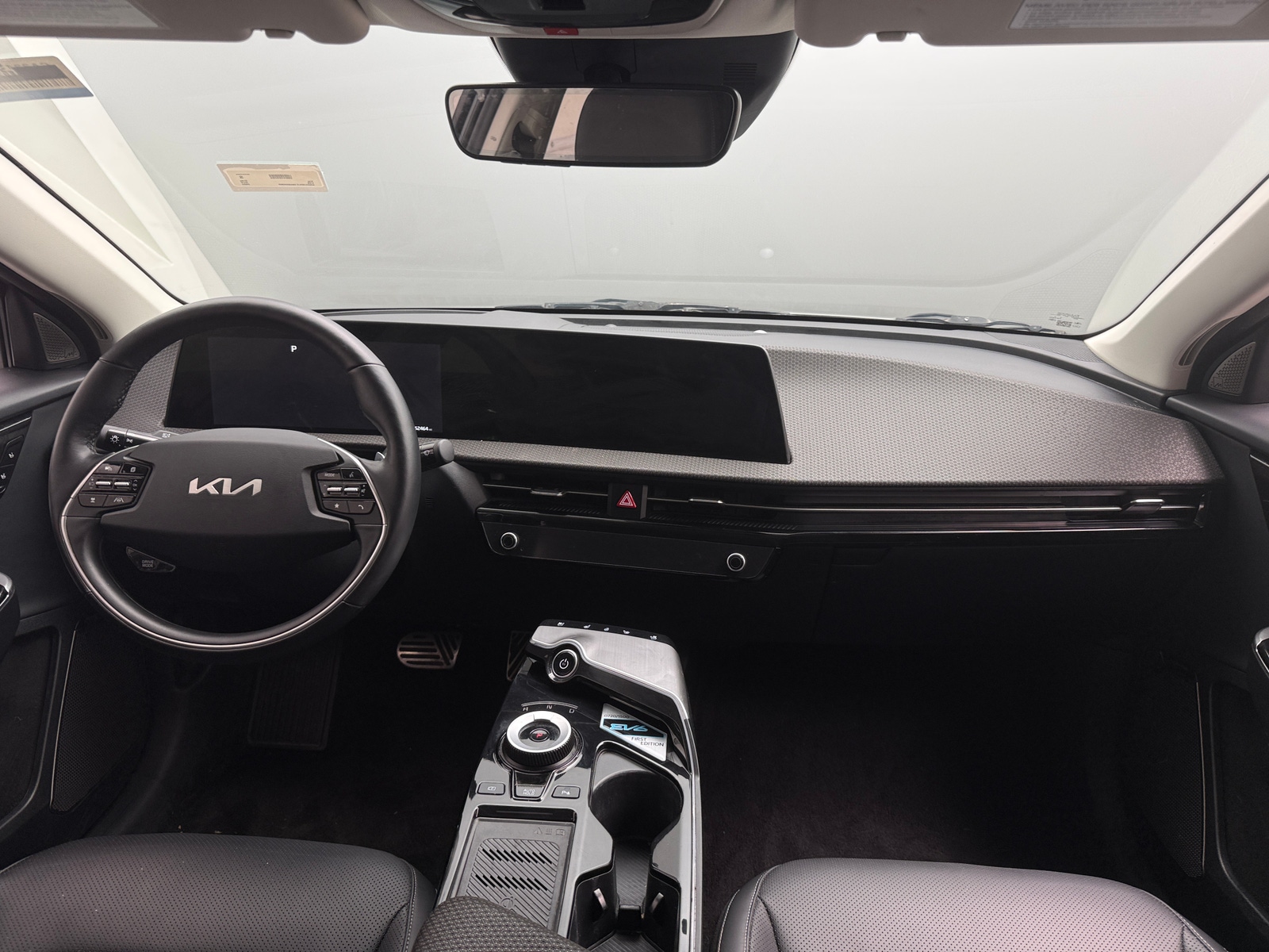 Thumbnail: 2022 Kia EV6 - 2