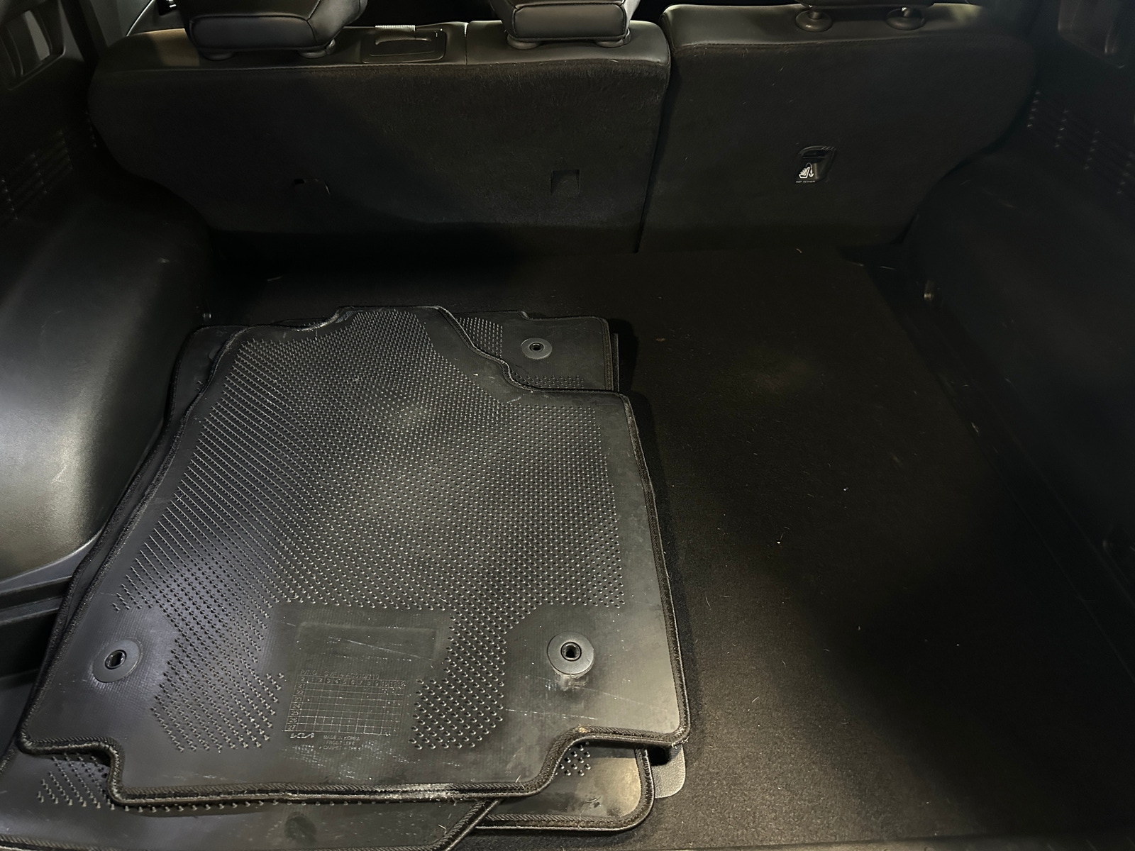 Thumbnail: 2022 Kia EV6 - 6