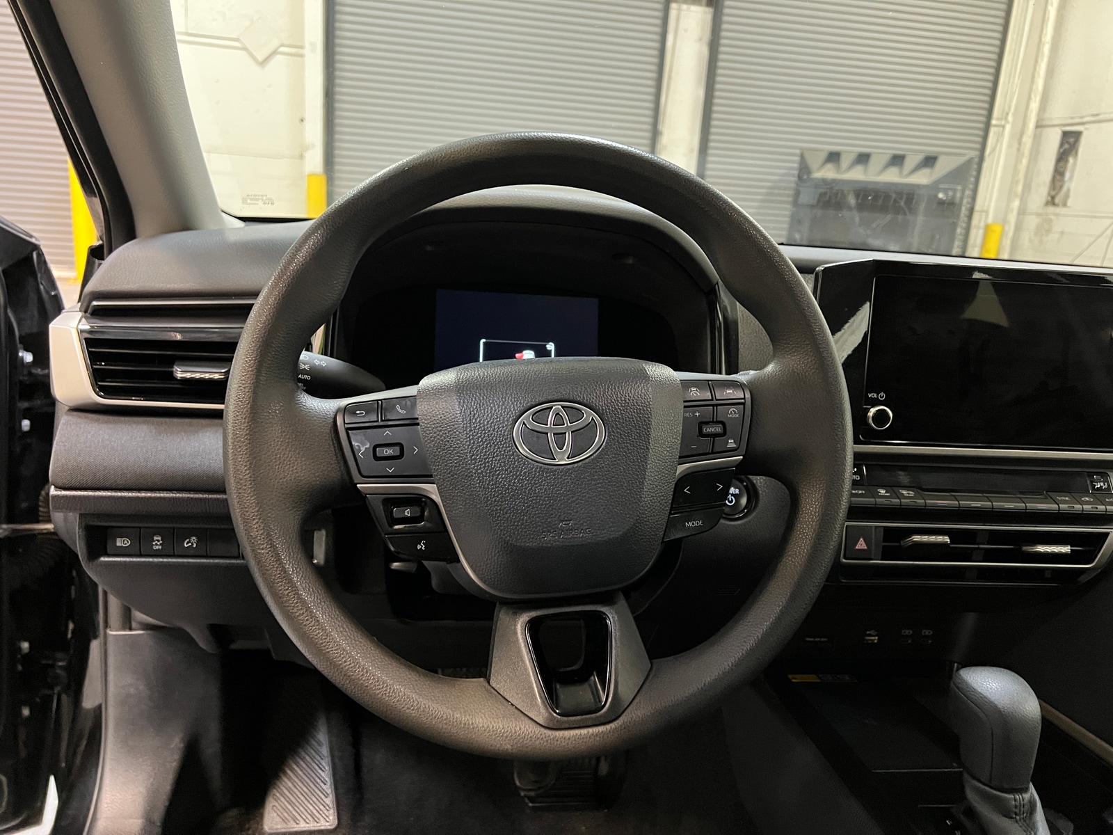 Thumbnail: 2025 Toyota Camry - 5