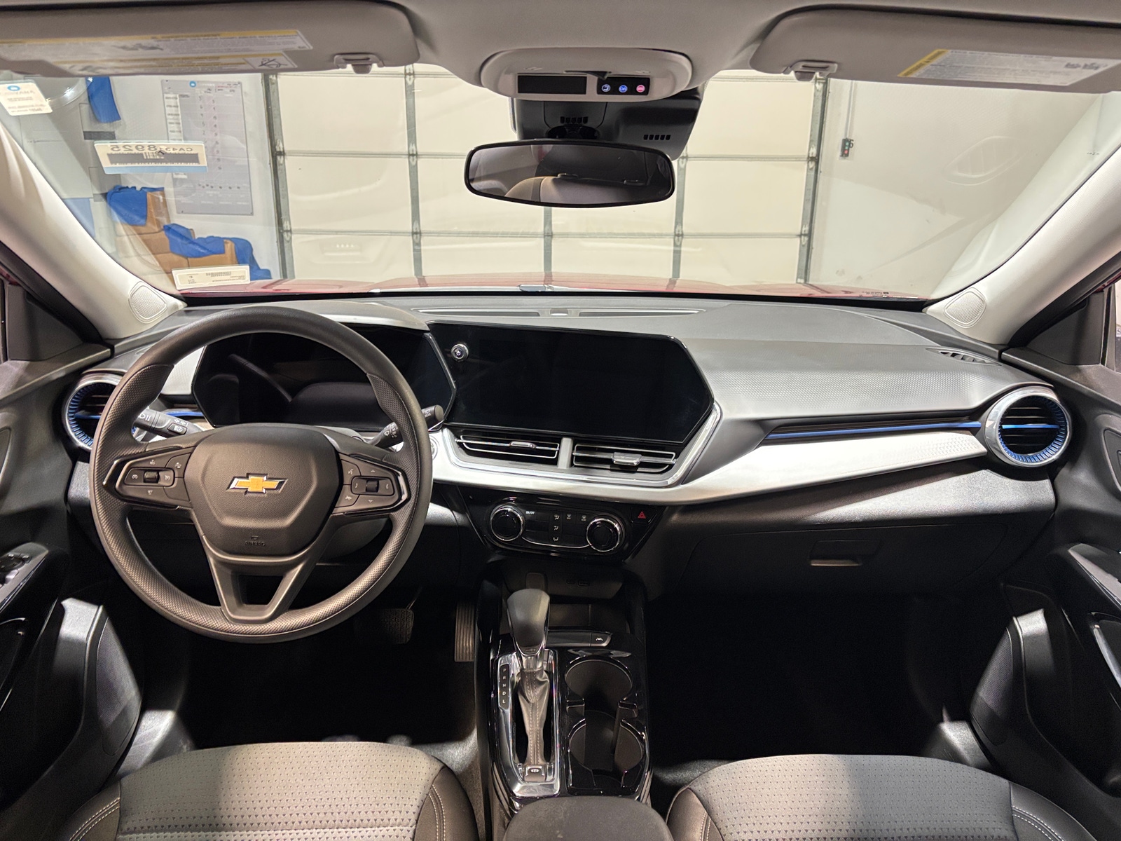 Thumbnail: 2025 Chevrolet Trax - 3