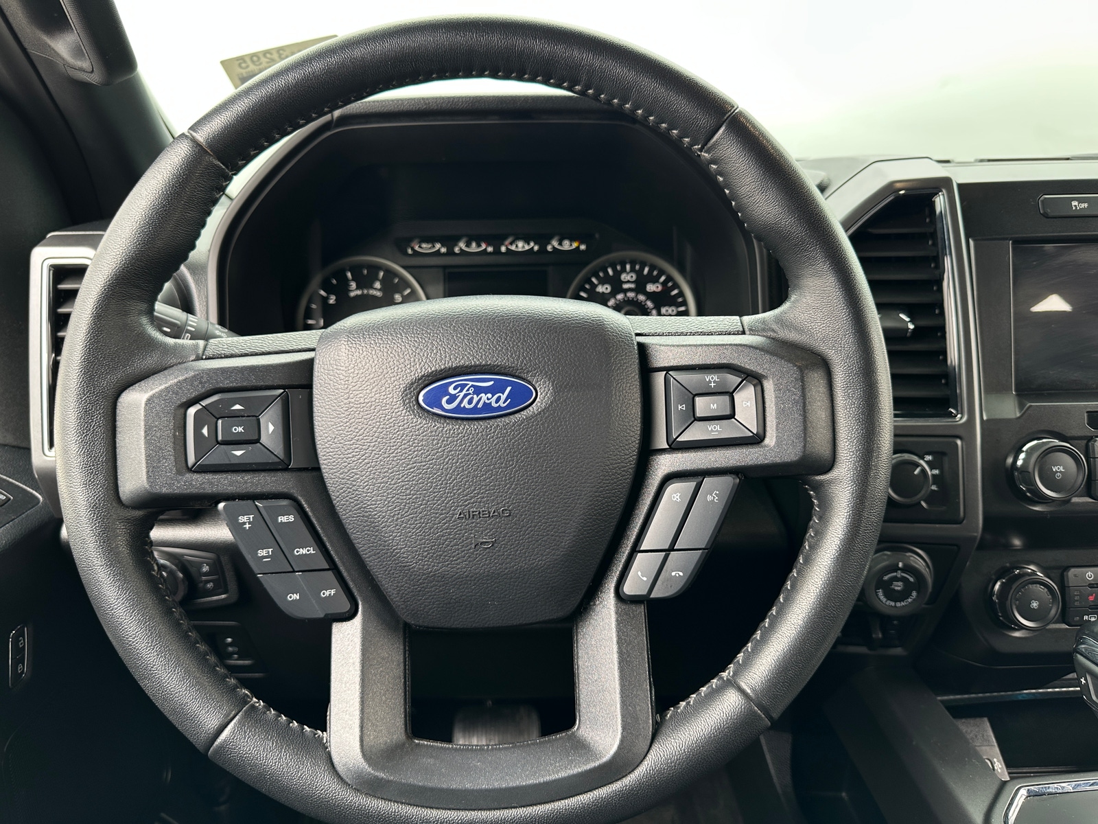 Thumbnail: 2020 Ford Econoline - 5