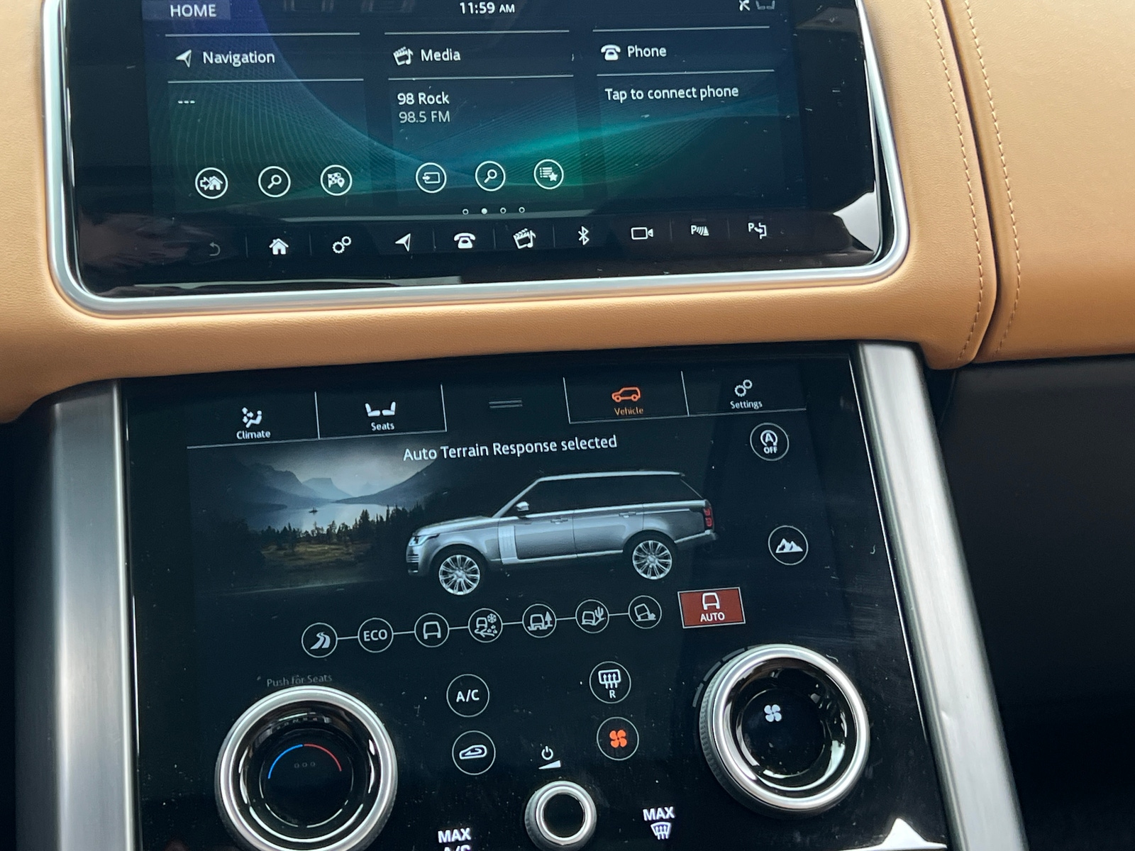 Thumbnail: 2021 Land Rover Range Rover - 3