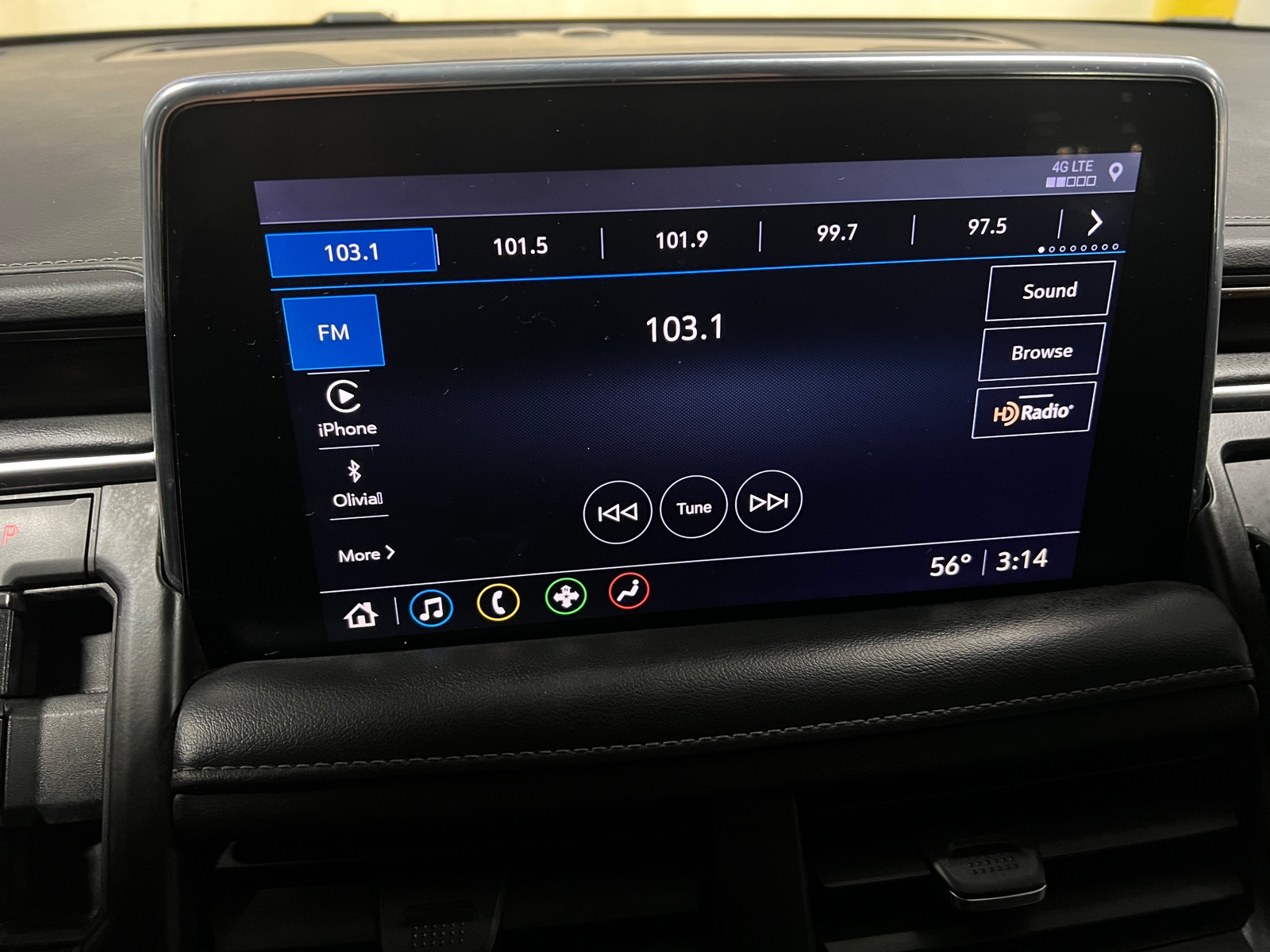 Thumbnail: 2021 Chevrolet Tahoe - 3