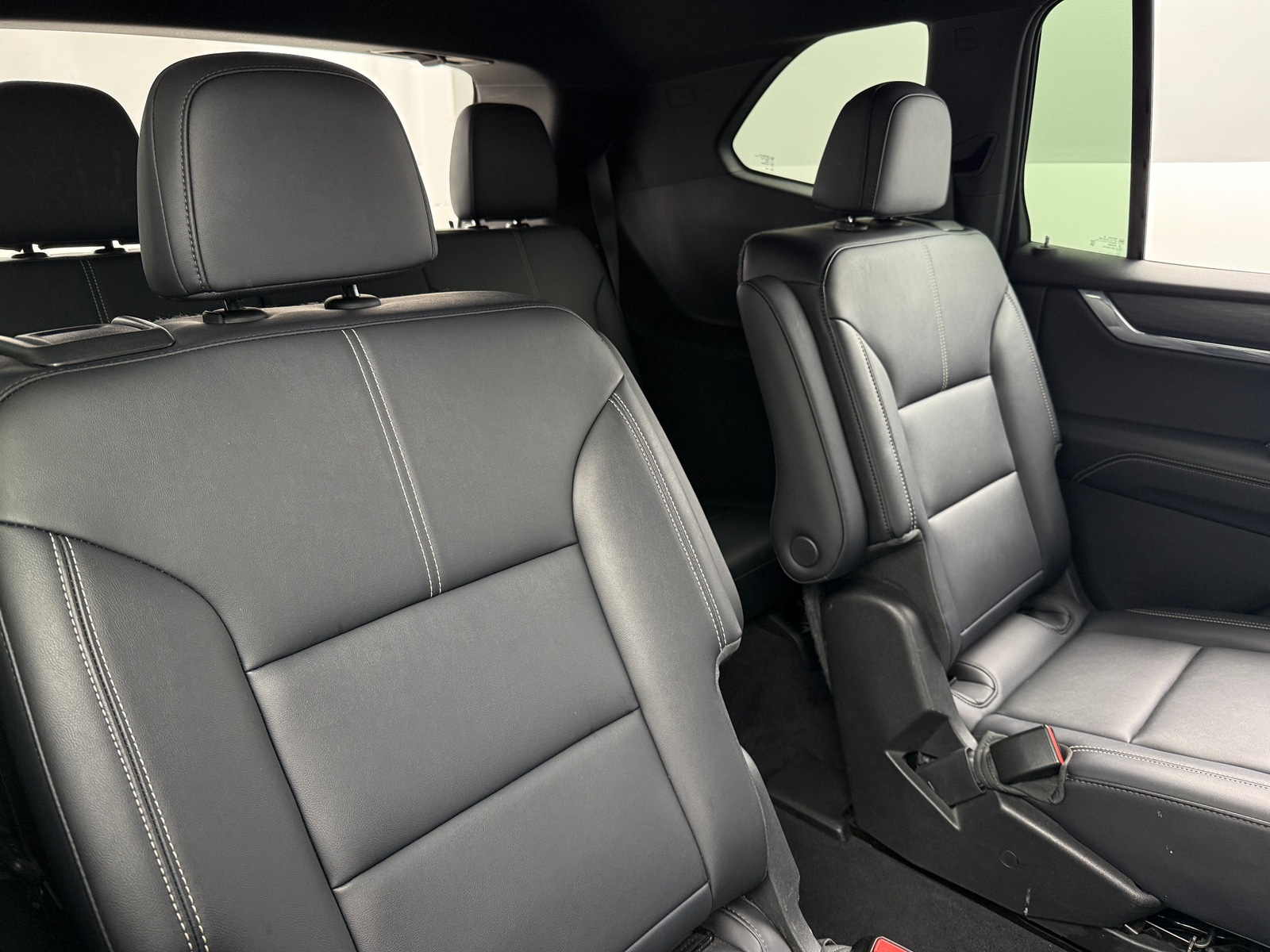 Thumbnail: 2024 GMC Acadia - 5