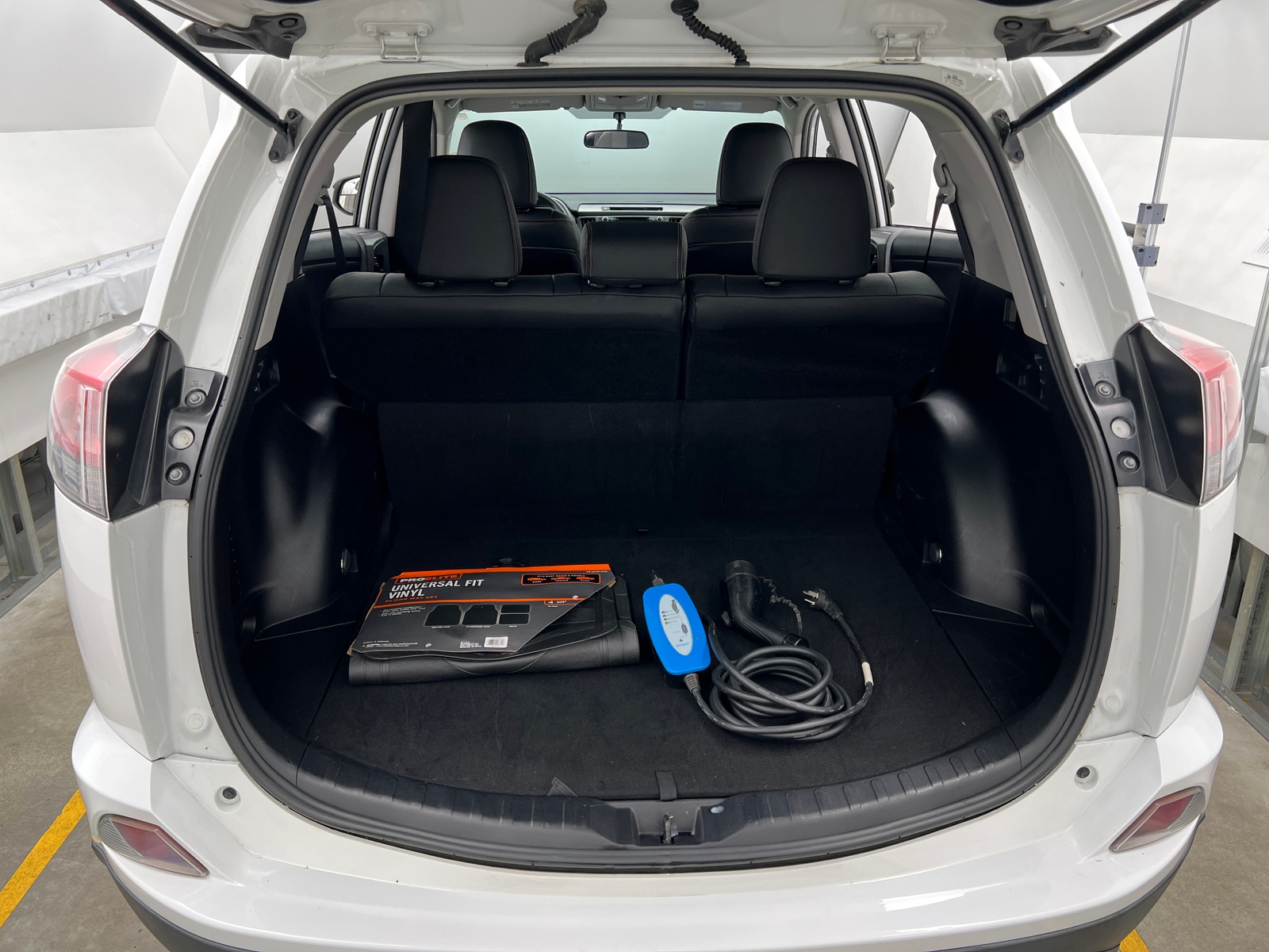 Thumbnail: 2016 Toyota RAV4 - 7