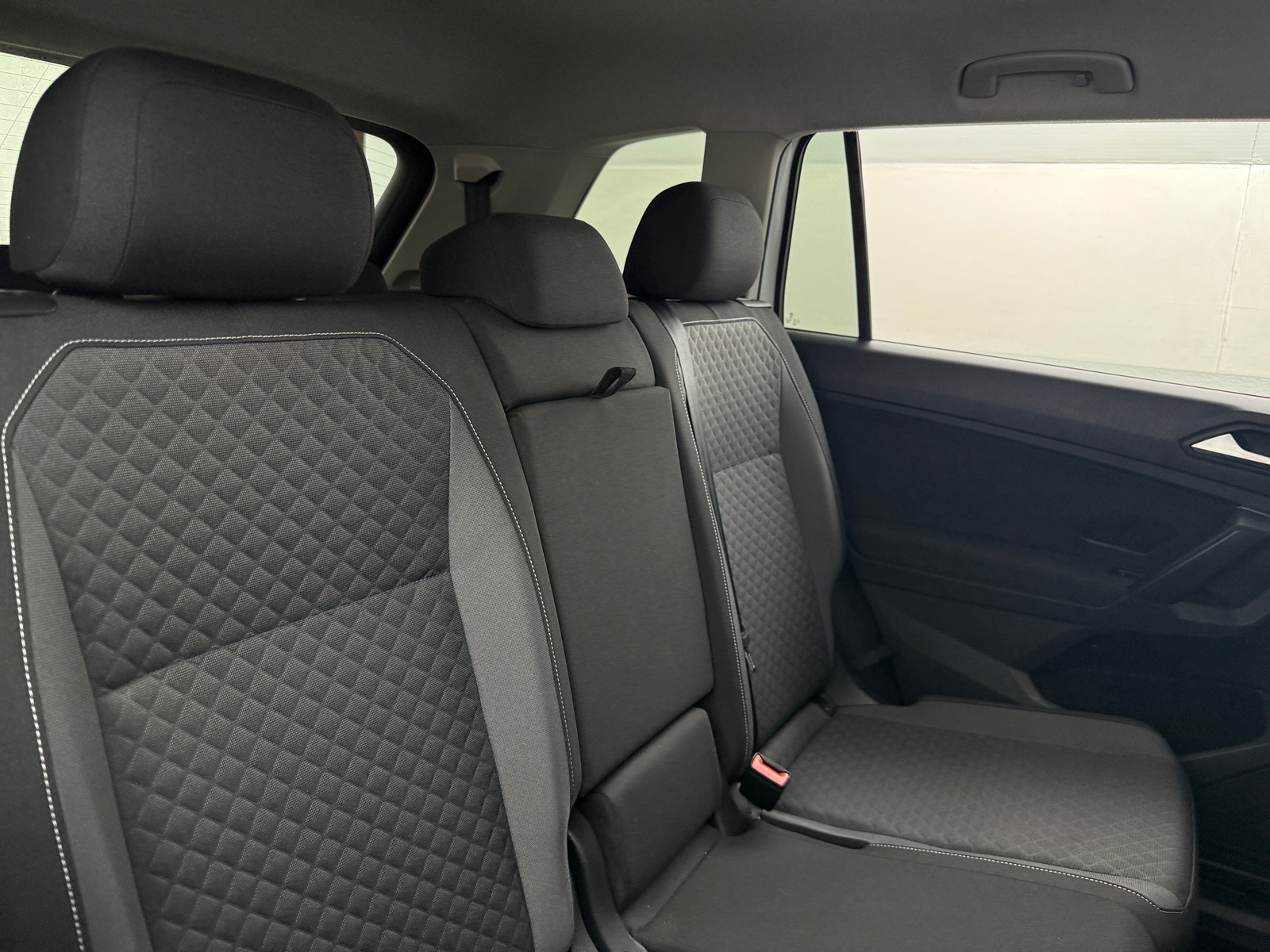 Thumbnail: 2021 Volkswagen Tiguan - 6