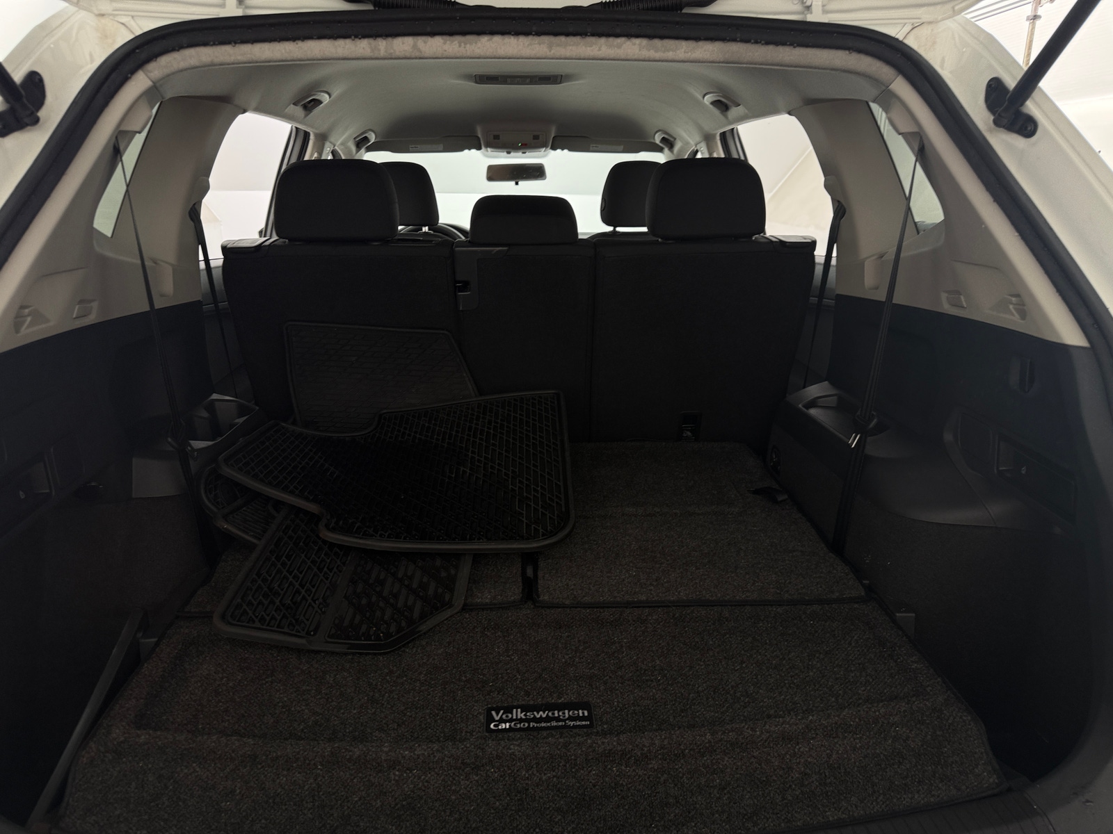 Thumbnail: 2021 Volkswagen Tiguan - 7