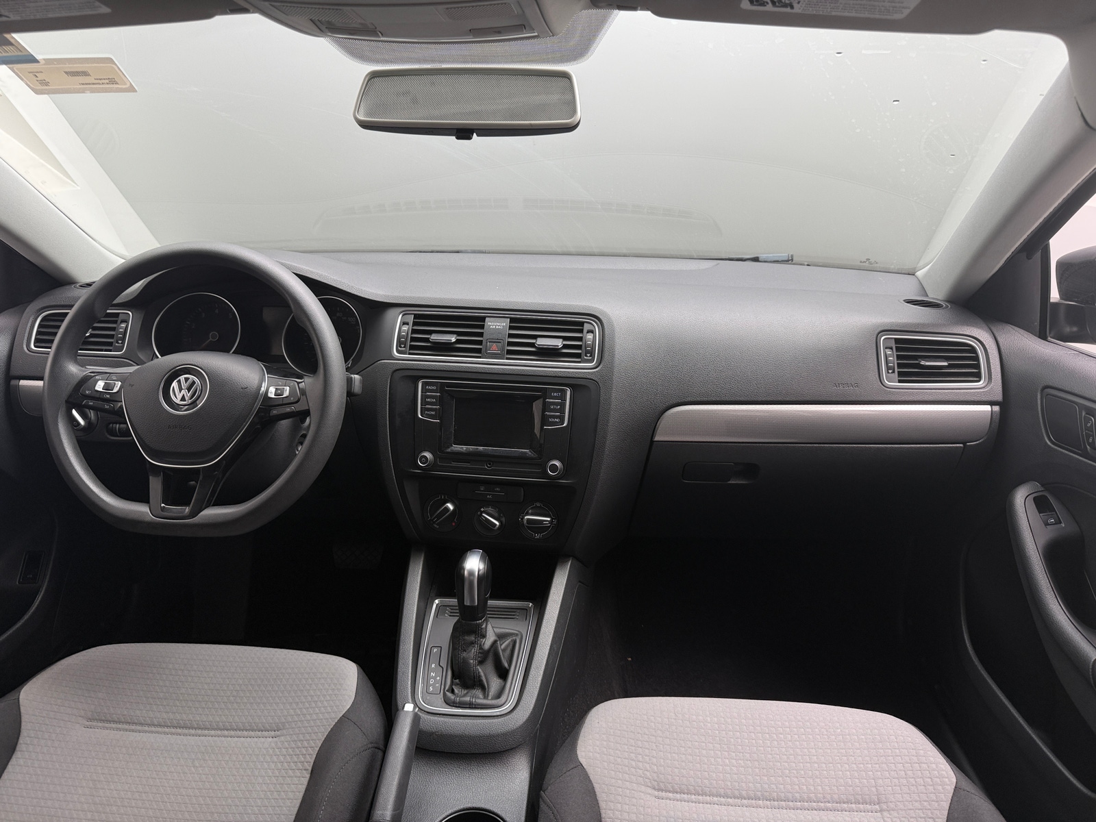 Thumbnail: 2017 Volkswagen Jetta - 3