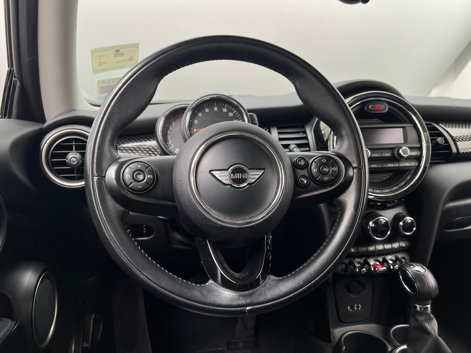 Thumbnail: 2015 MINI Cooper Hardtop - 4