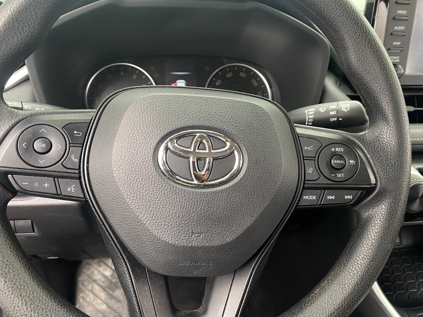 Thumbnail: 2019 Toyota RAV4 - 5