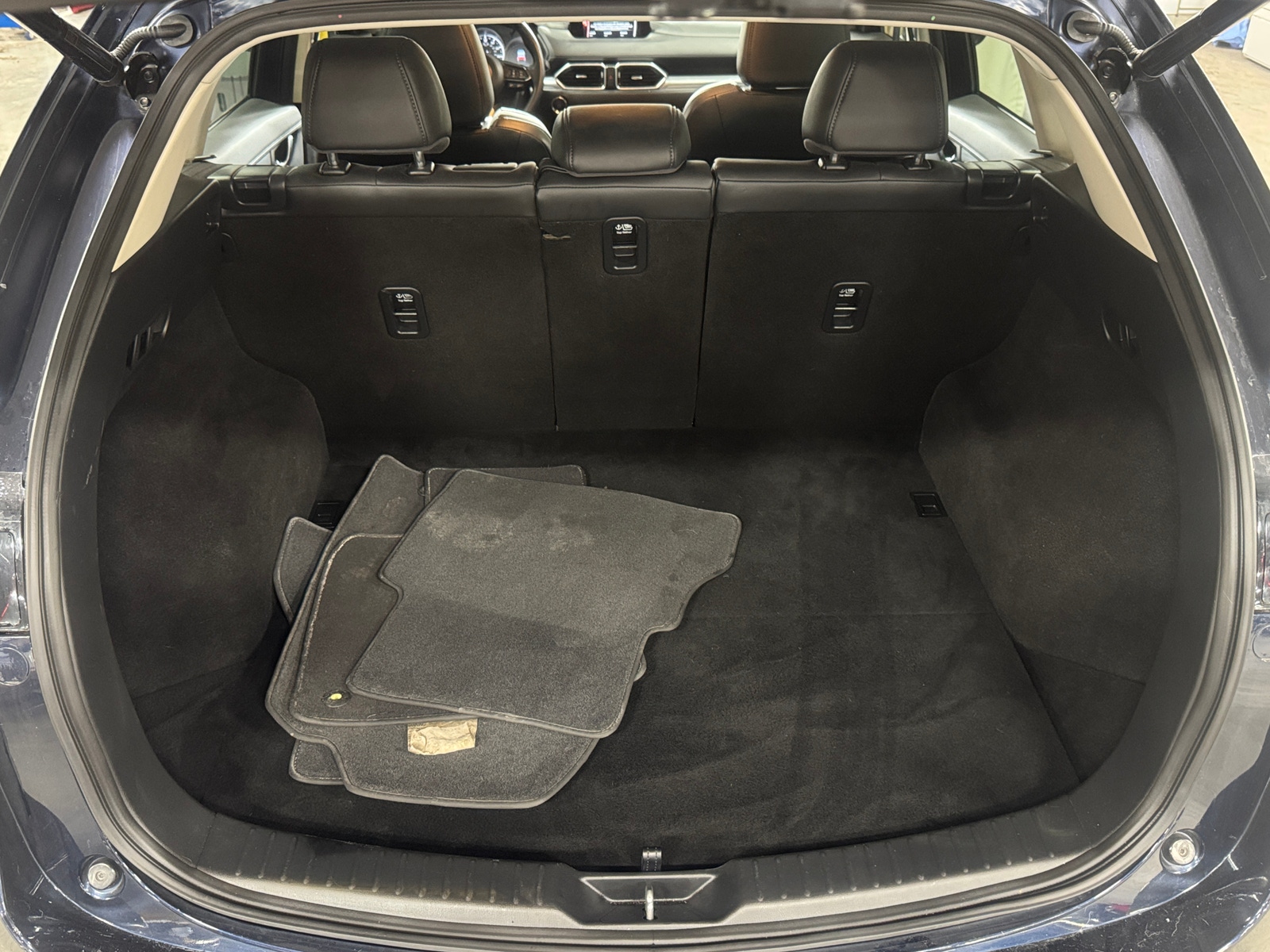 Thumbnail: 2020 Mazda CX-5 - 6