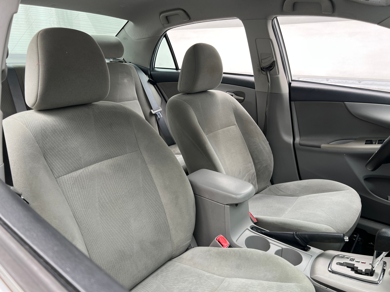 Thumbnail: 2013 Toyota Corolla - 2