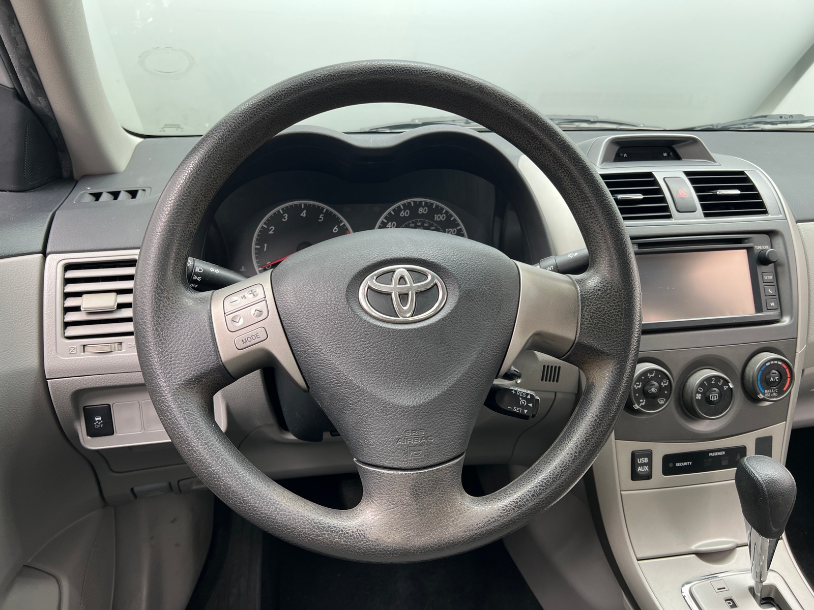 Thumbnail: 2013 Toyota Corolla - 5