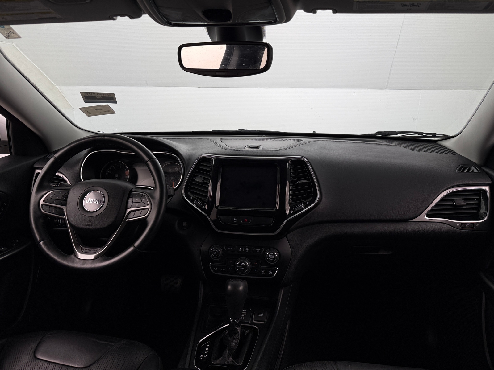 Thumbnail: 2019 Jeep Cherokee - 2