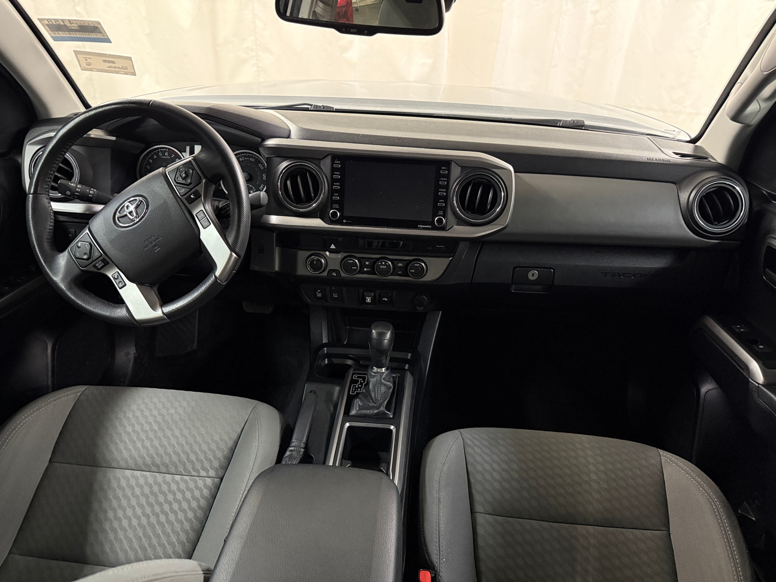 Thumbnail: 2022 Toyota Tacoma - 3