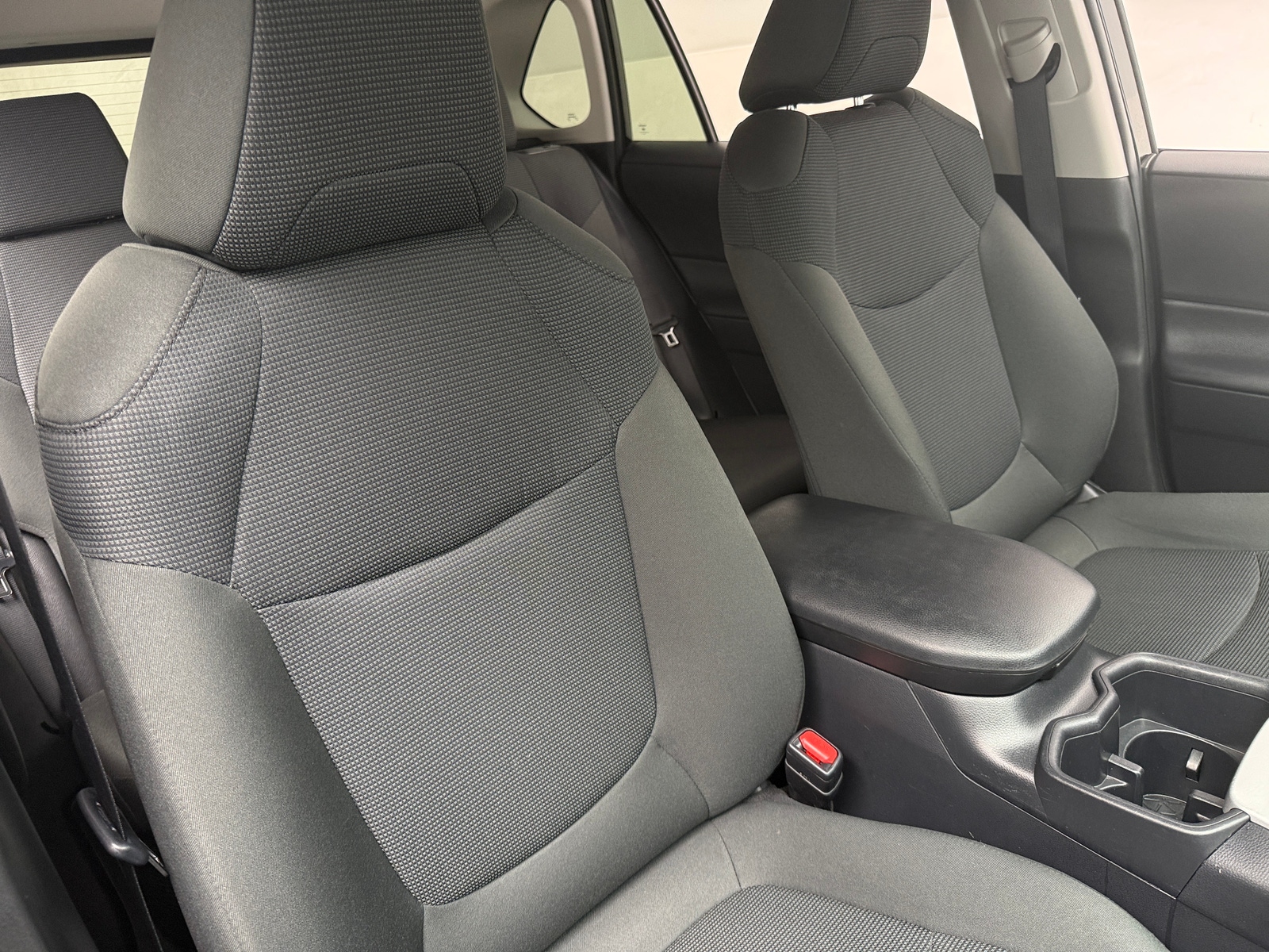 Thumbnail: 2025 Toyota RAV4 - 2