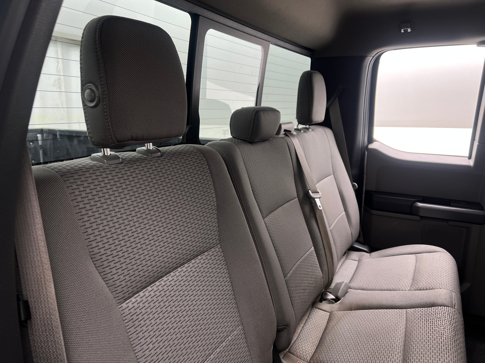 Thumbnail: 2019 Ford Econoline - 6