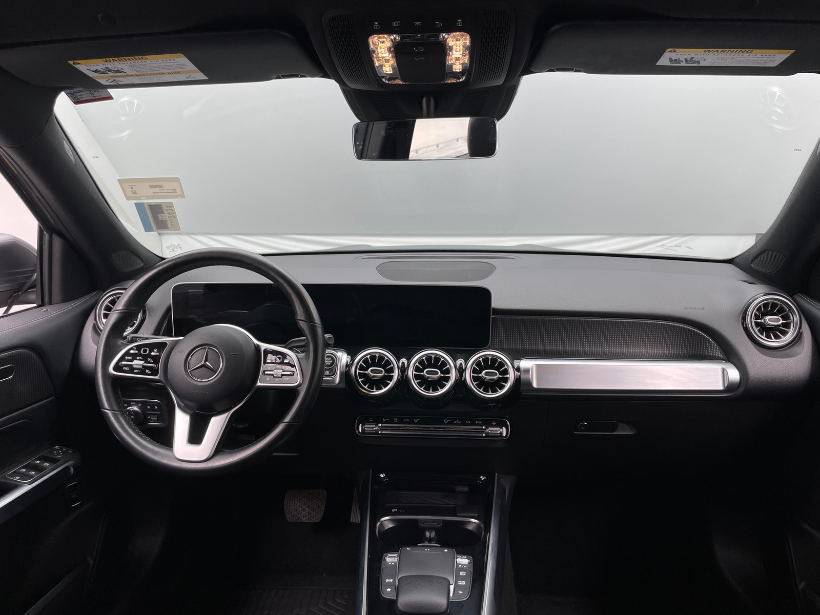 Thumbnail: 2021 Mercedes-Benz GLB - 2