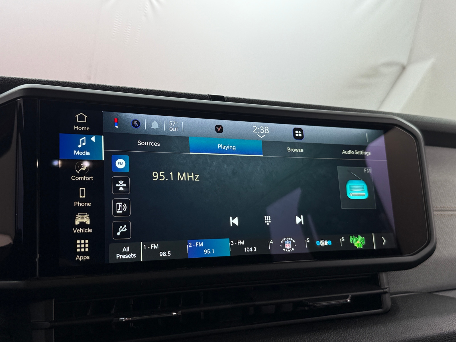 Thumbnail: 2025 Jeep Wrangler - 4