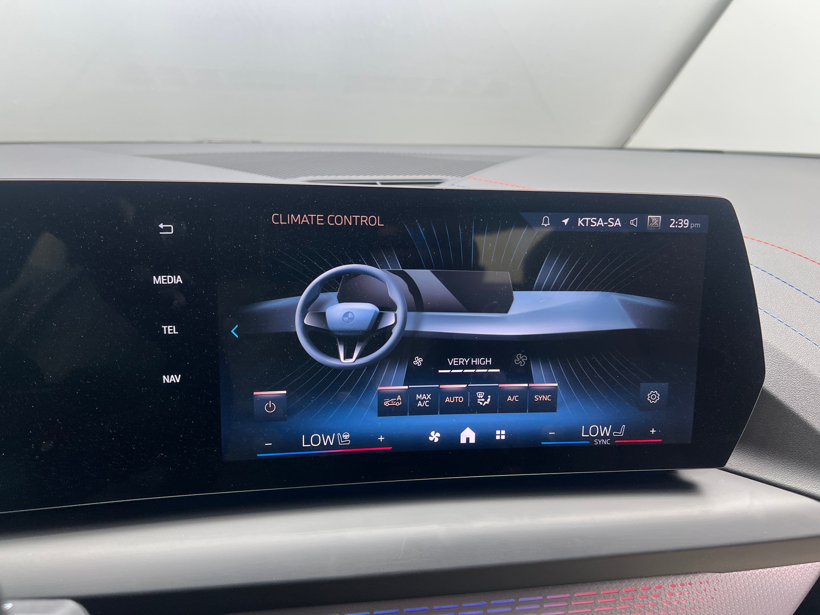 Thumbnail: 2025 BMW 2 Series - 3