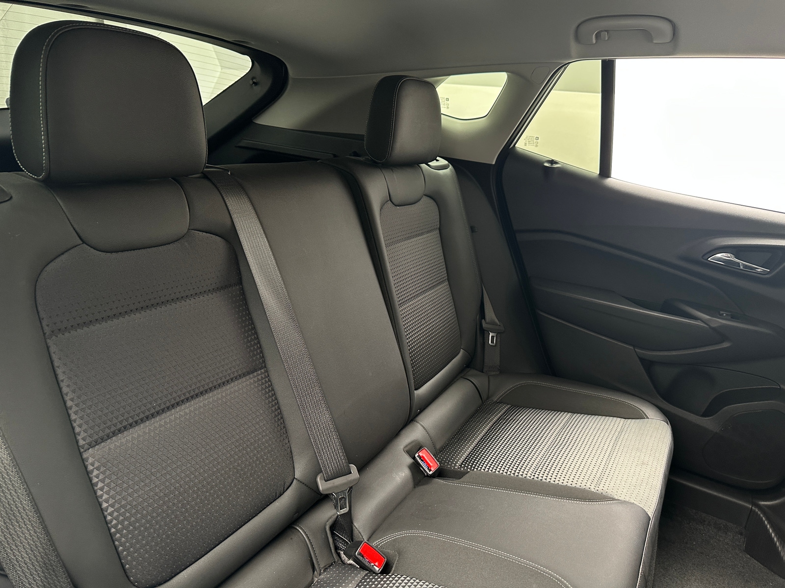 Thumbnail: 2025 Chevrolet Trax - 6