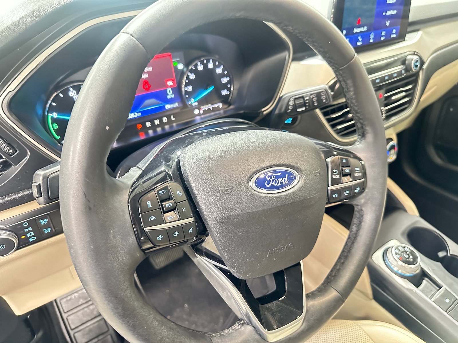 Thumbnail: 2022 Ford Escape - 4